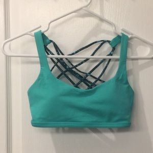 Lululemon Free To Be Wild size 4. Worn once